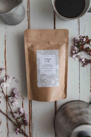Majas Vardagsmys Kaffe Rostad Mandel & Grädde Majas Vardagsmys Kaffe Rostad Mandel & Grädde
