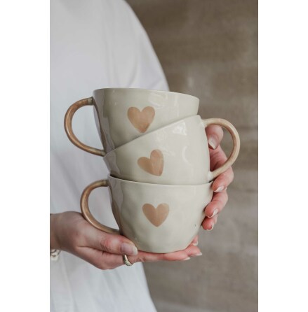 Majas Mugg A lovely cup of Love & Happiness | soft taupe