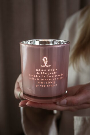 Majas Rosa Bandet Lykta ROSA - Låt oss stödja de kämpande..