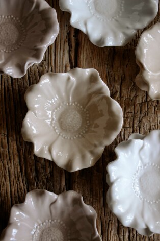 Majas Blomstra skål sand