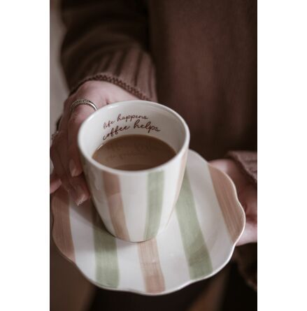 Majas Mugg Life happens Coffee helps
