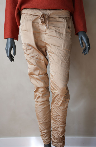 Magisk byxa Glansig Beige