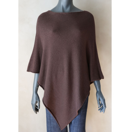 Stickad Poncho Brun
