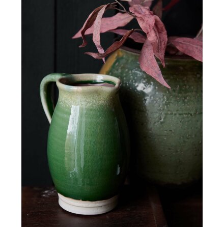 Ivy Kanna/Vas Gr�n