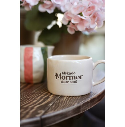 Majas Mugg �lskade mormor..